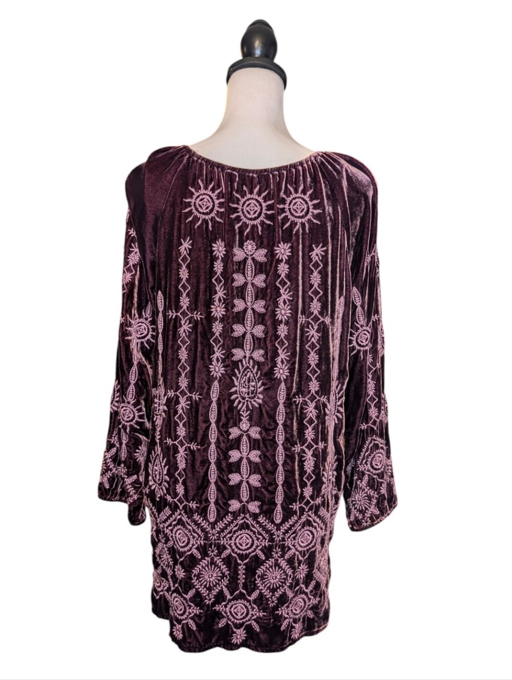 Johnny Was Plum Velvet Peasant Blouse With Embroidery Size Medium - Picture 2 of 11